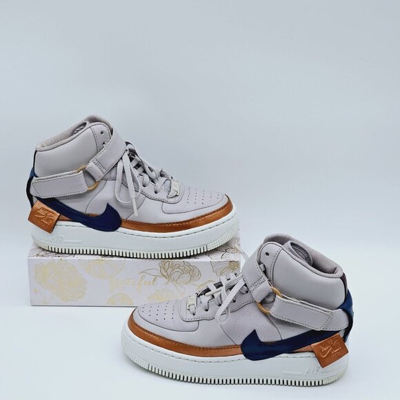 Nike Air Force 1 High Womens 7 High-Top Sneakers Gray Purple Gum Sole Streetwear - Picture 4 of 13